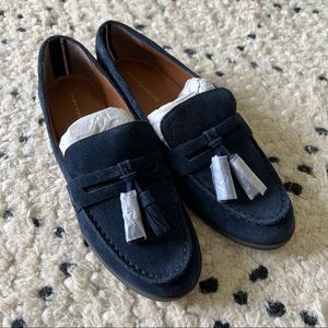 Navy Tommy Hilfiger Size 8 Loafers